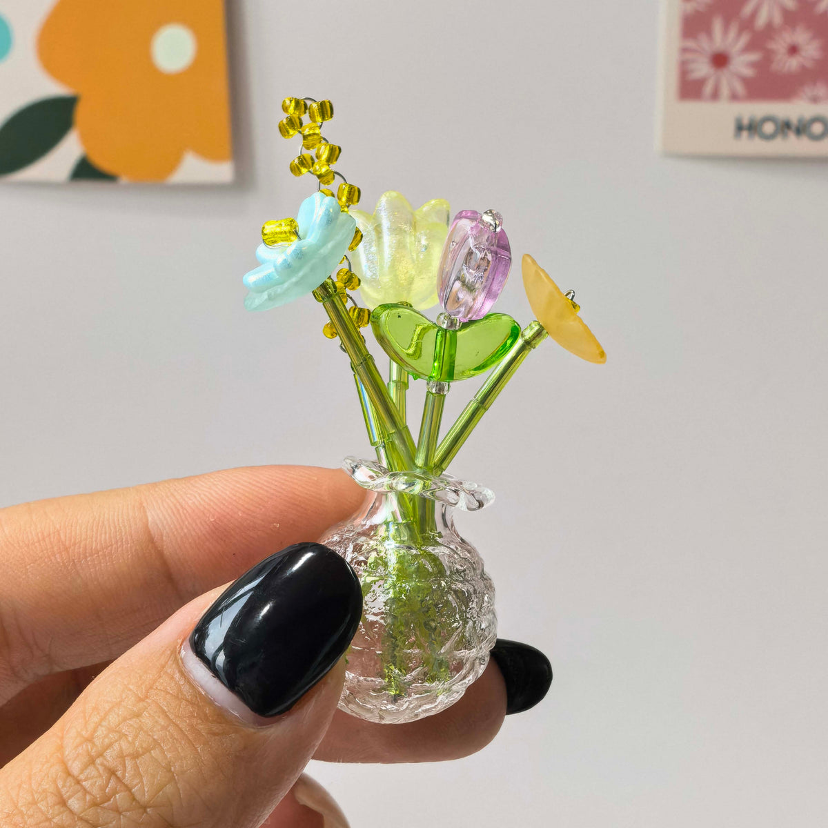 Handmade Beaded Flower Bouquet Vase Magnet